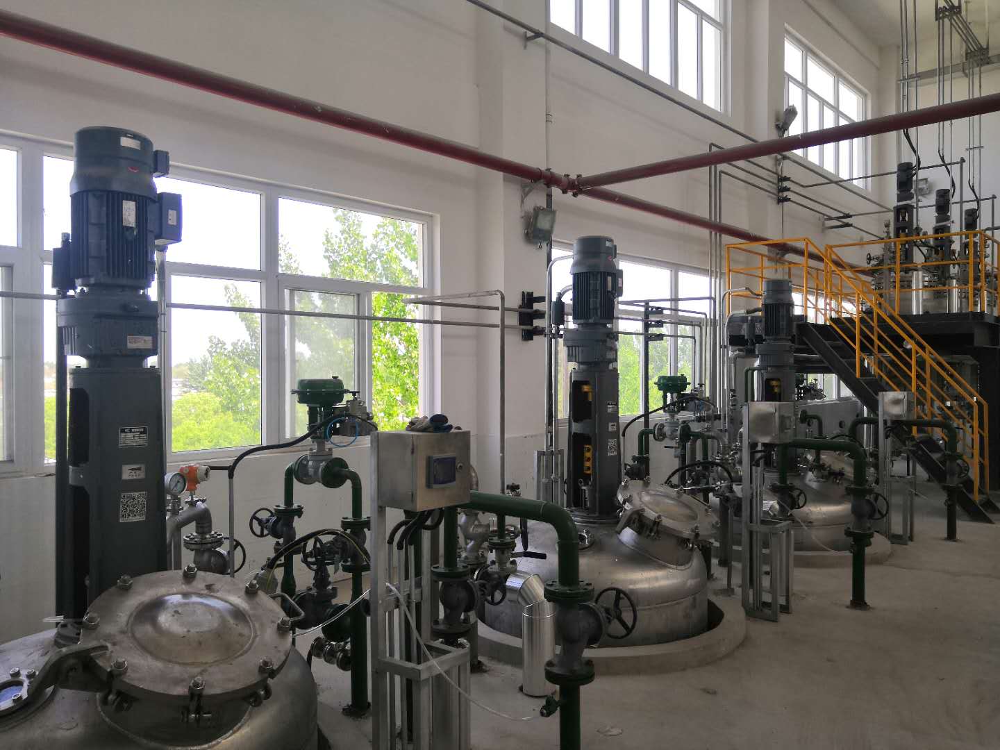 发酵搅拌器整体安装完成